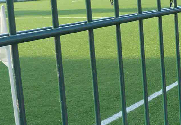 Welded double wire fence